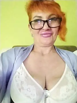 Alissa55552111 online show from May 4, 2026, 6:15 pm