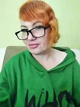 Alissa55552111 online show from May 8, 2026, 6:19 am