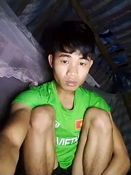 Snapshot of Nhyy_xx chatting on November 1, 2025, 8:33 pm Nhyy xx online show from November 1, 2025, 8:33 pm