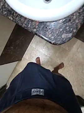 Snapshot of thick_hard_dick chatting on November 5, 2025, 4:56 am thick hard dick online show from November 5, 2025, 4:56 am