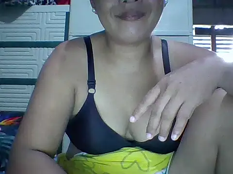 Snapshot of Wetpussie4_you chatting on September 19, 2025, 1:51 am Wetpussie4 you online show from September 19, 2025, 1:51 am