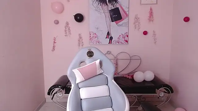 gaby angel  online show from October 19, 2025, 1:45 pm