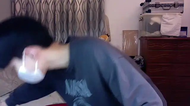 kai101010 online show from November 24, 2025, 1:11 pm