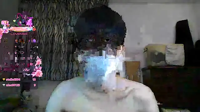 kai101010 online show from February 5, 2026, 2:11 pm