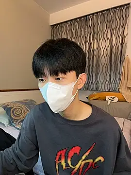 kai101010 online show from February 6, 2026, 2:20 pm