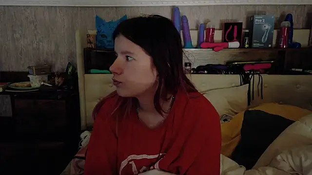 Snapshot of Hot_SkinnyGirl chatting on April 10, 2026, 10:14 pm Hot SkinnyGirl online show from April 10, 2026, 10:14 pm