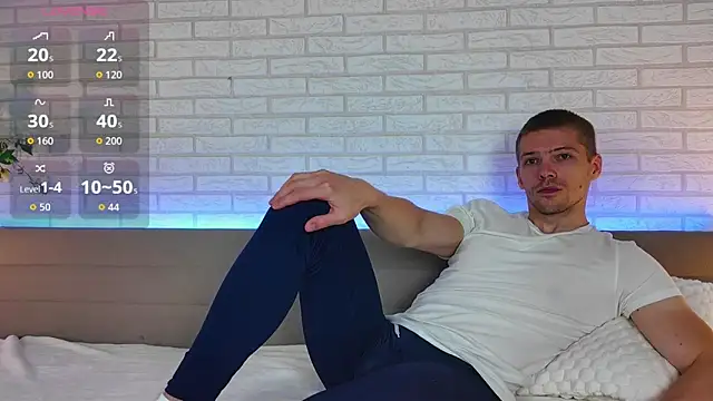 Snapshot of GarettVoss chatting on September 27, 2025, 4:50 am GarettVoss online show from September 27, 2025, 4:50 am