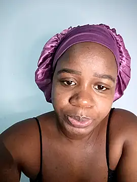 ROOMMYY2 online show from April 5, 2026, 12:30 am