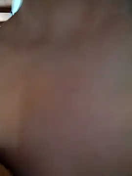 Snapshot of Suzanelee1 chatting on September 24, 2025, 12:41 pm Suzanelee1 online show from September 24, 2025, 12:41 pm