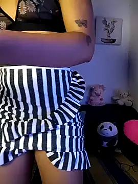 Suzanelee1 online show from January 17, 2026, 12:59 am