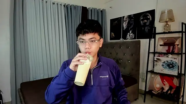 Snapshot of UncensoredCock chatting on October 25, 2025, 4:46 pm UncensoredCock online show from October 25, 2025, 4:46 pm