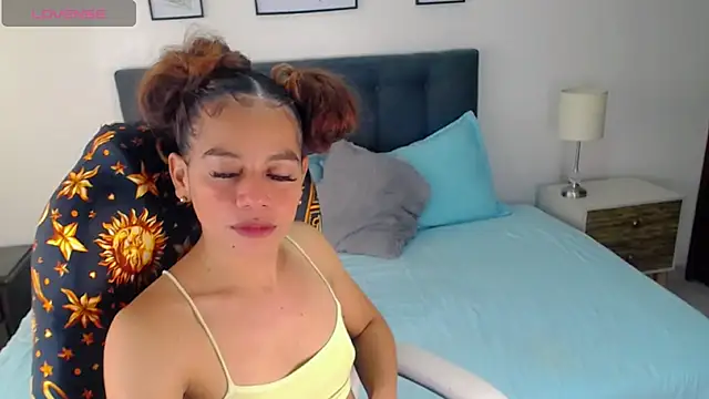 Snapshot of Amber__s chatting on September 24, 2025, 1:58 pm Amber  s online show from September 24, 2025, 1:58 pm