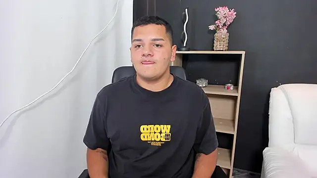 NathanGrand  online show from September 27, 2025, 4:28 am