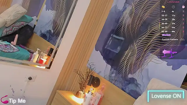 Snapshot of Anabacker01 chatting on October 13, 2025, 7:47 pm Anabacker01 online show from October 13, 2025, 7:47 pm