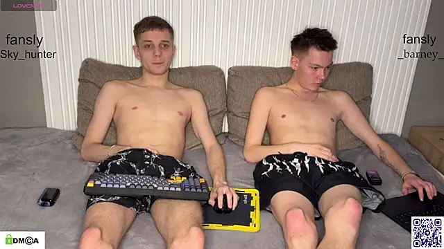 Snapshot of Eaton_ chatting on November 11, 2025, 10:43 pm Eaton online show from November 11, 2025, 10:43 pm