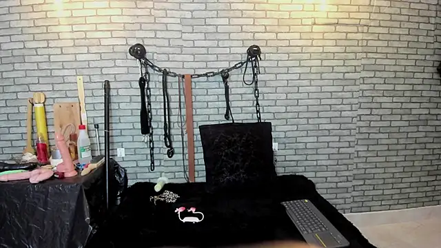 BDSM MEDUZA online show from November 15, 2025, 12:56 pm