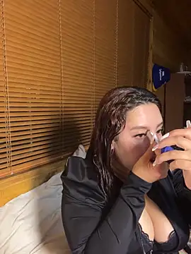 Snapshot of Dani_and_Ander chatting on September 21, 2025, 11:06 pm Dani and Ander online show from September 21, 2025, 11:06 pm