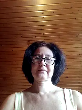 vikimoon11 online show from November 1, 2025, 1:24 pm