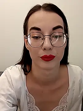 Snapshot of EmmaJakson chatting on September 26, 2025, 2:32 pm EmmaJakson online show from September 26, 2025, 2:32 pm