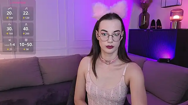 Snapshot of EmmaJakson chatting on October 10, 2025, 4:50 pm EmmaJakson online show from October 10, 2025, 4:50 pm