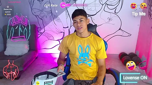 Snapshot of deivid_bigcock1 chatting on March 12, 2026, 12:28 am deivid bigcock1 online show from March 12, 2026, 12:28 am