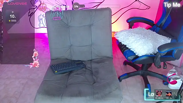 deivid bigcock1 online show from April 28, 2026, 2:27 am