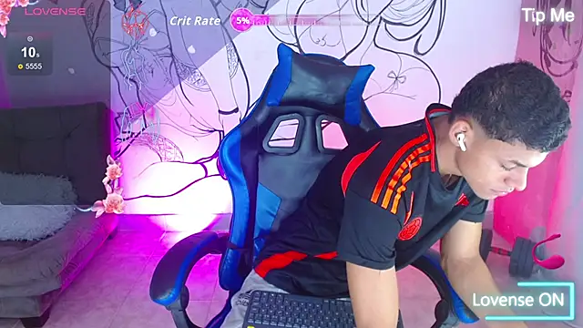 deivid bigcock1 online show from May 7, 2026, 12:38 am