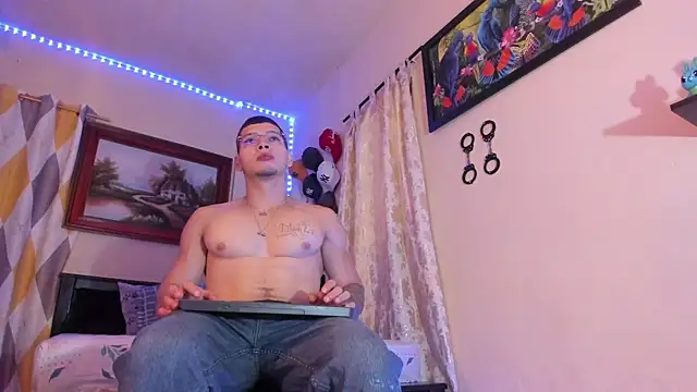 Snapshot of Matt_your_master_ chatting on October 5, 2025, 11:41 am Matt your master online show from October 5, 2025, 11:41 am