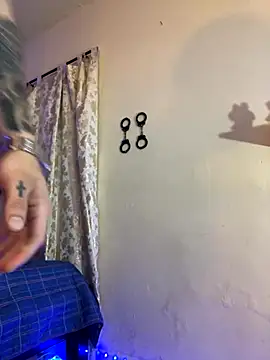 Snapshot of Matt_your_master_ chatting on October 14, 2025, 10:49 am Matt your master online show from October 14, 2025, 10:49 am