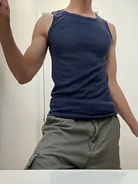 Snapshot of gymratforyouu chatting on October 8, 2025, 11:35 pm gymratforyouu online show from October 8, 2025, 11:35 pm