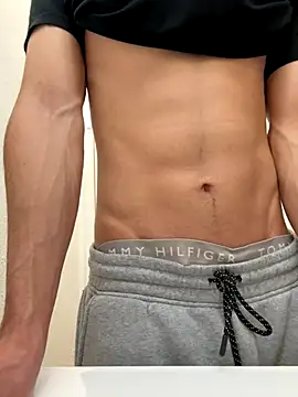 Snapshot of gymratforyouu chatting on October 10, 2025, 1:04 am gymratforyouu online show from October 10, 2025, 1:04 am