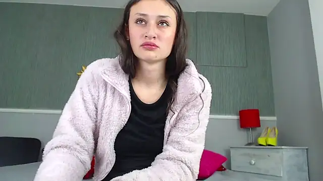 Emily Swiftt online show from December 20, 2025, 11:56 pm