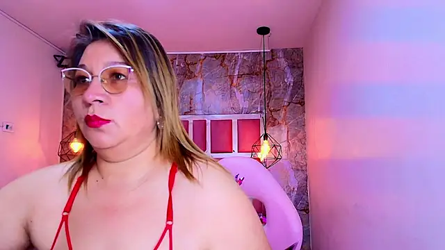 MaylinRosse  online show from January 16, 2026, 9:08 pm