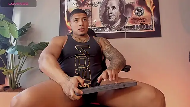 chrizmacgregor online show from December 1, 2025, 7:52 pm