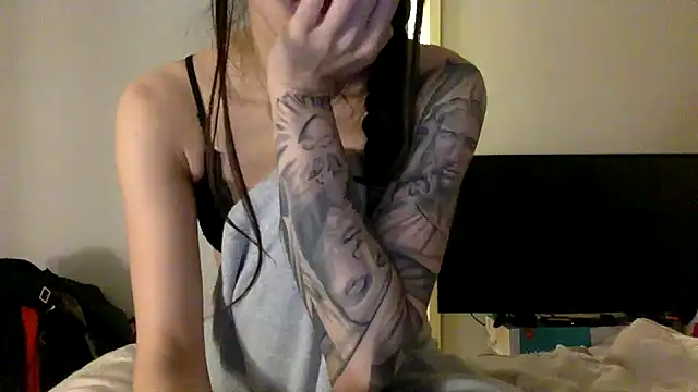 pinkybaby444 online show from October 20, 2025, 12:27 pm