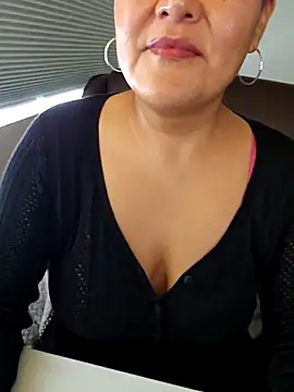 sw33th3art online show from September 23, 2025, 4:54 pm