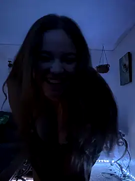 Snapshot of blondefun3818 chatting on September 26, 2025, 2:15 am blondefun3818 online show from September 26, 2025, 2:15 am