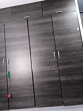 scarlettscott  online show from September 26, 2025, 12:25 am