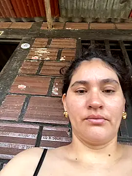 Snapshot of lunasexyhot18 chatting on October 7, 2025, 4:26 pm lunasexyhot18 online show from October 7, 2025, 4:26 pm