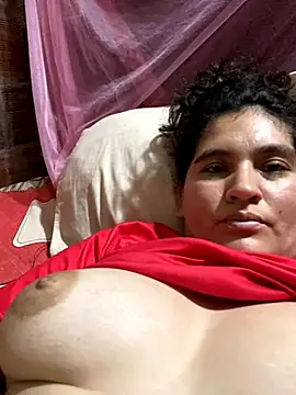 Snapshot of lunasexyhot18 chatting on October 27, 2025, 9:30 pm lunasexyhot18 online show from October 27, 2025, 9:30 pm