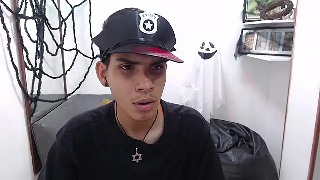 David 925  online show from October 31, 2025, 4:13 am