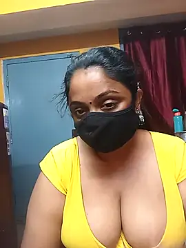 queendivya online show from March 23, 2026, 10:58 pm