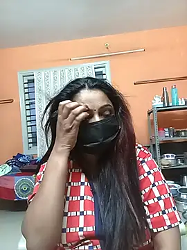 queendivya online show from March 30, 2026, 12:44 am