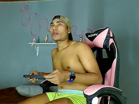 Imperial lust online show from September 27, 2025, 5:01 am