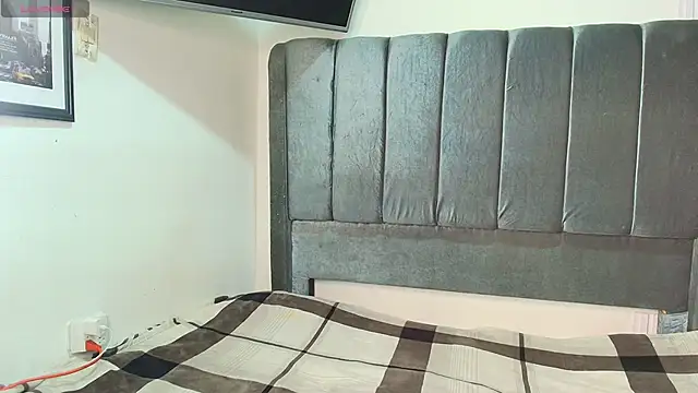 Snapshot of Erick_Velveth chatting on April 6, 2026, 8:59 am Erick Velveth online show from April 6, 2026, 8:59 am