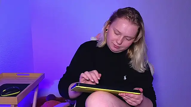 Snapshot of lame_cat chatting on September 28, 2025, 12:05 am lame cat online show from September 28, 2025, 12:05 am