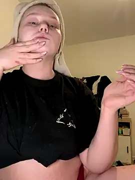 Snapshot of lame_cat chatting on October 26, 2025, 9:10 pm lame cat online show from October 26, 2025, 9:10 pm