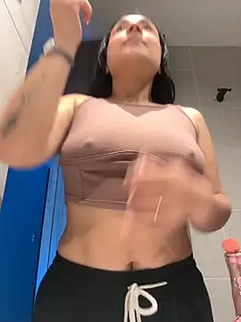 Snapshot of amyross_s1 chatting on September 25, 2025, 6:17 am amyross s1 online show from September 25, 2025, 6:17 am