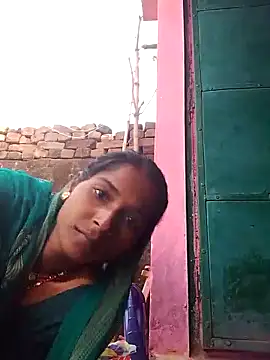 Hot reshmaji online show from November 12, 2025, 5:52 am