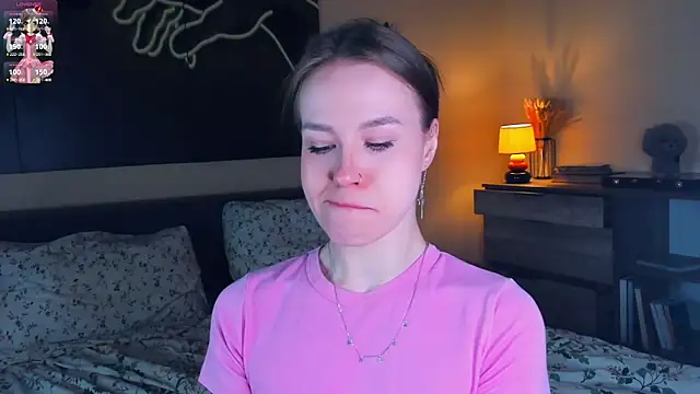 MaliaBourraine online show from March 13, 2026, 7:04 am